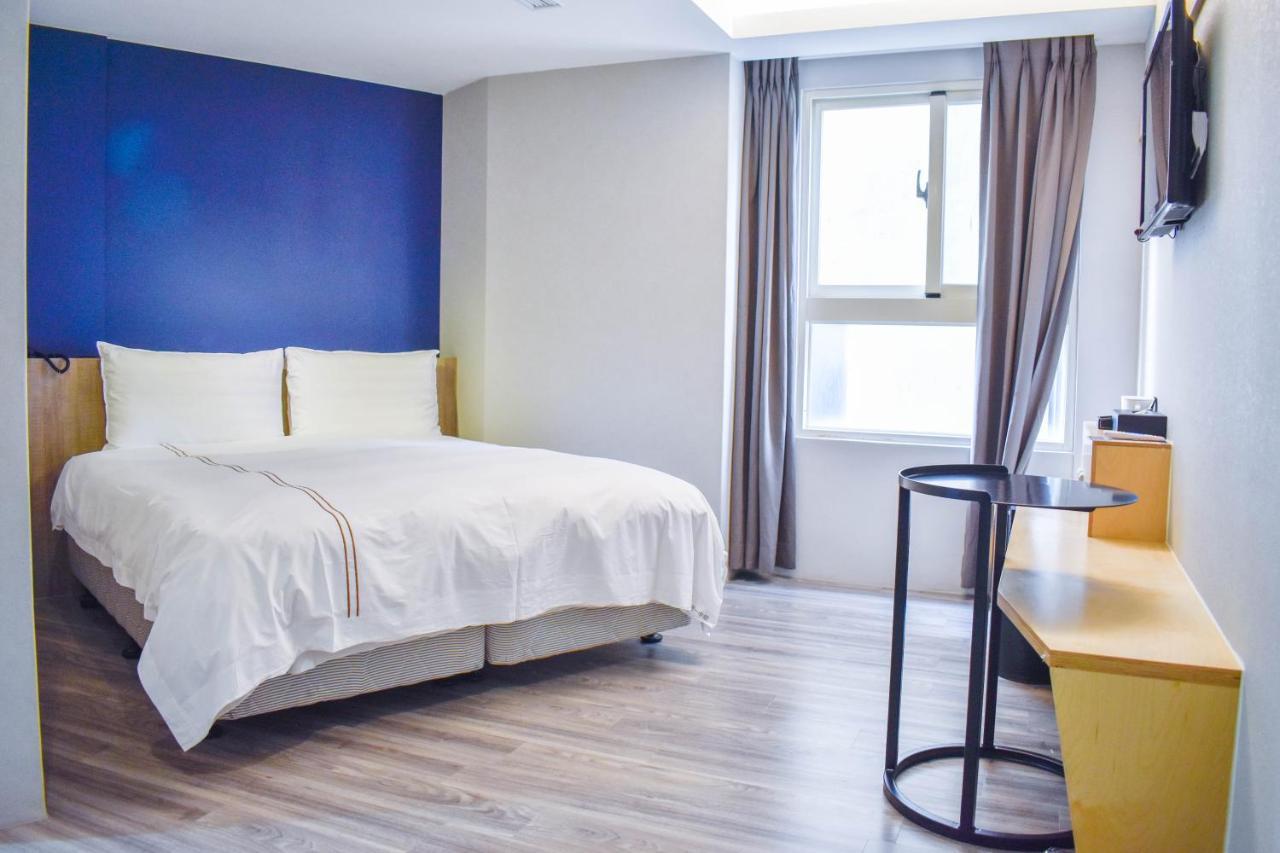 Talmud Business Hotel - Zhongshan Taichung Luaran gambar