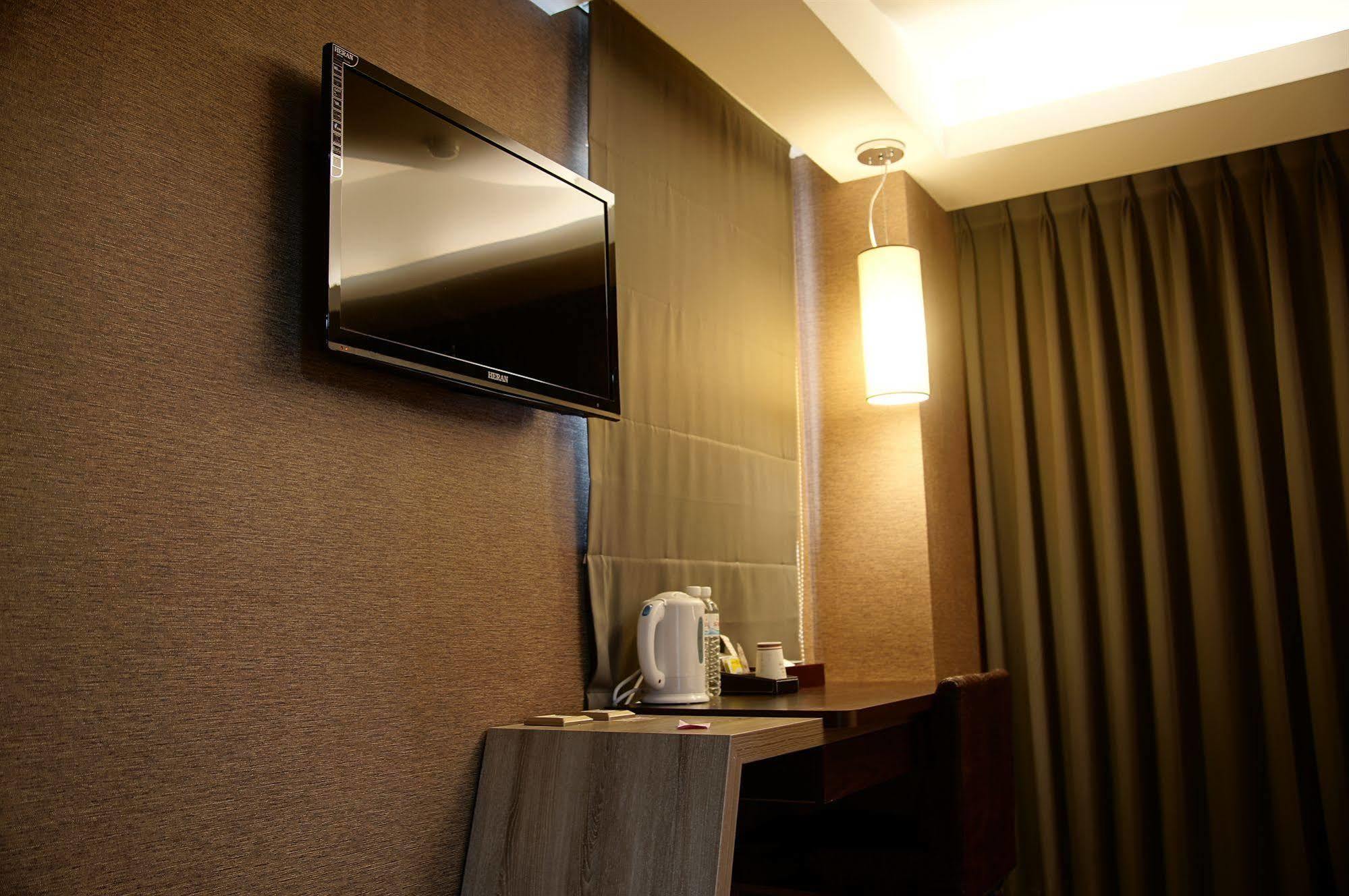 Talmud Business Hotel - Zhongshan Taichung Luaran gambar